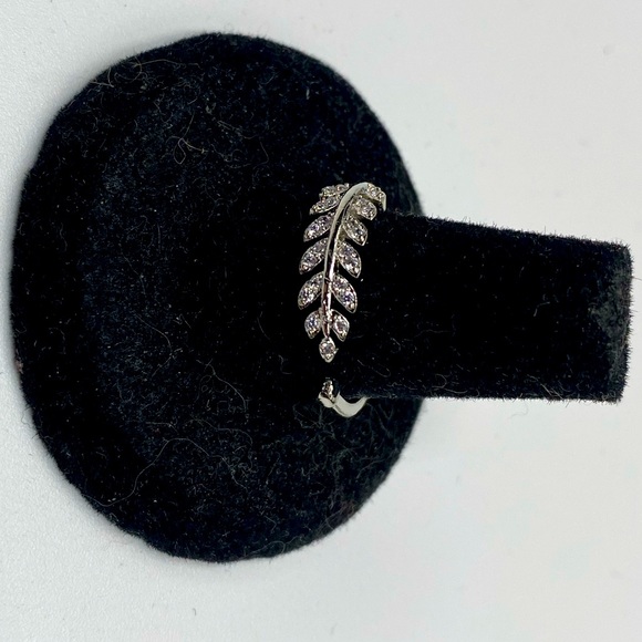 Ring - Picture 2 of 2